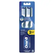 Зубна щітка ORAL-B (Орал-бі) Pro-Expert (Про експерт) Advanced Все в одному середньої жорсткості 2 шт