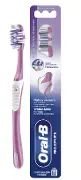 Зубна щітка ORAL-B 3D WHITE 40 середньої жорсткості №1